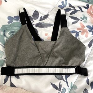 nike sports bra